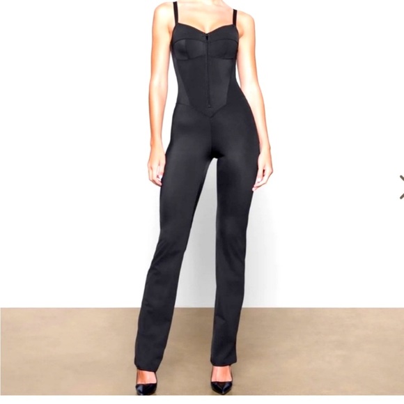 SKIMS Pants - NWT SKIMS glam catsuit